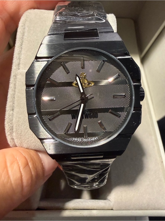 Vivienne Westwood Black and Gray Stainless Steel Bracelet Watch main image 4
